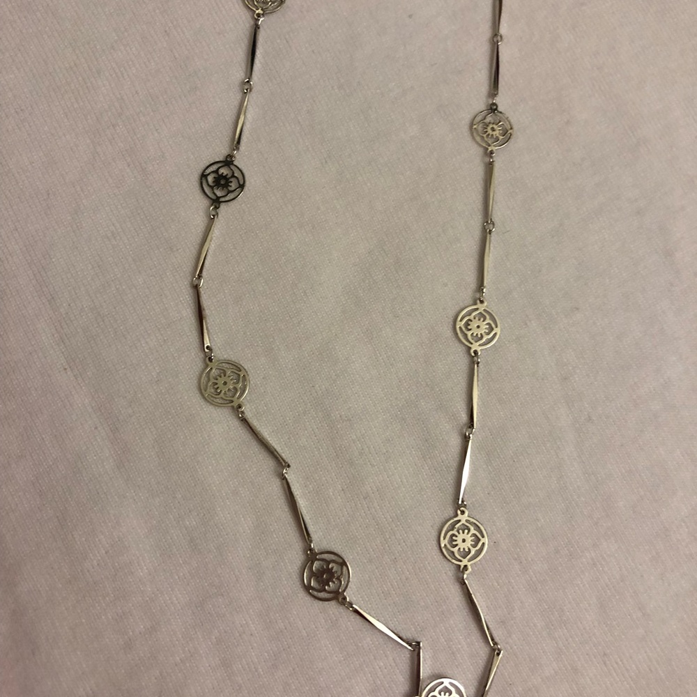 Avon silver necklace